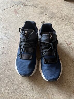 Running shoes